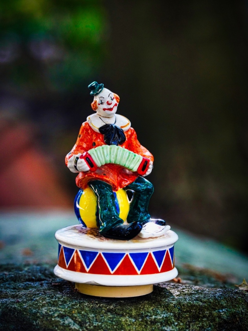 Vintage Schmid Porcelain Clown Music Box - Plays "Send In The Clowns"